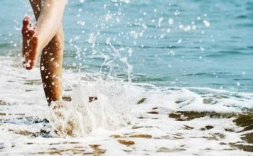 Piedi morbidi e curati anche al mare